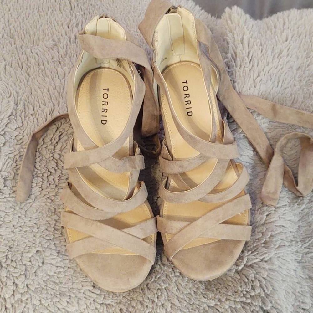 NWT torrid wedges
